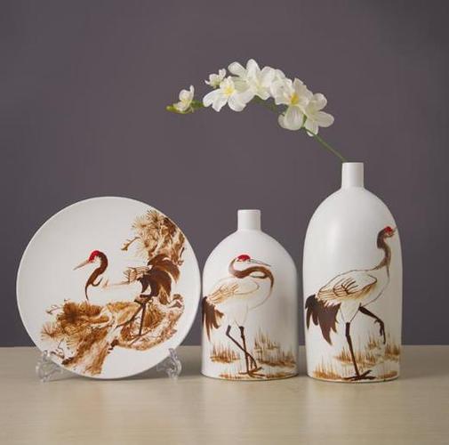 瓷韵良缘 景德镇纯手工陶瓷花器，点亮婚庆与家居的艺术之美